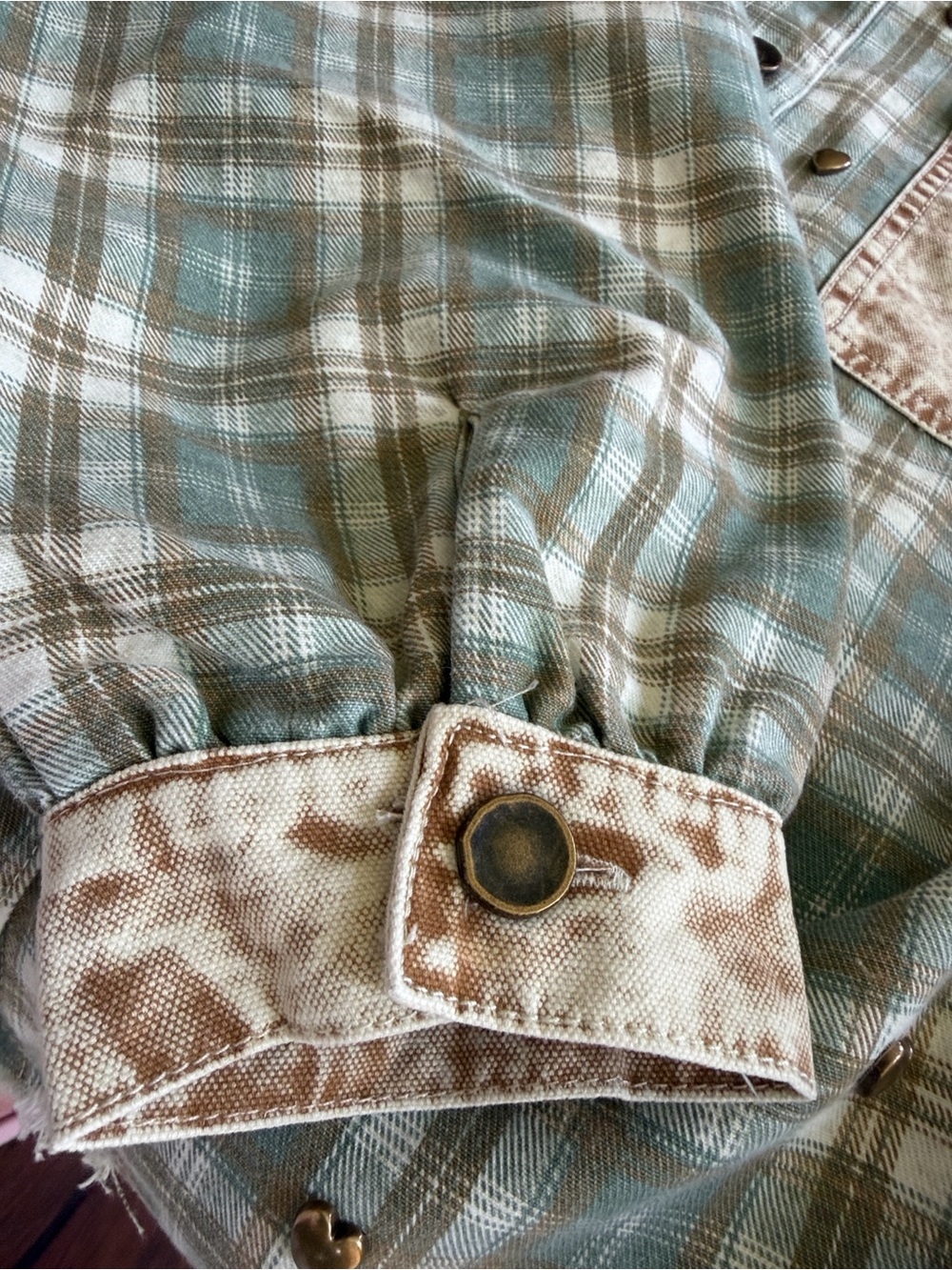 POL Heart Stud Vintage Wash Olive Green & Tan Plaid SHACKET NEW FALL WINTER - Picture 9 of 11